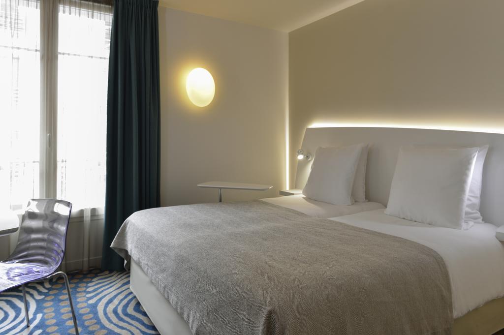 Mercure Paris 4*