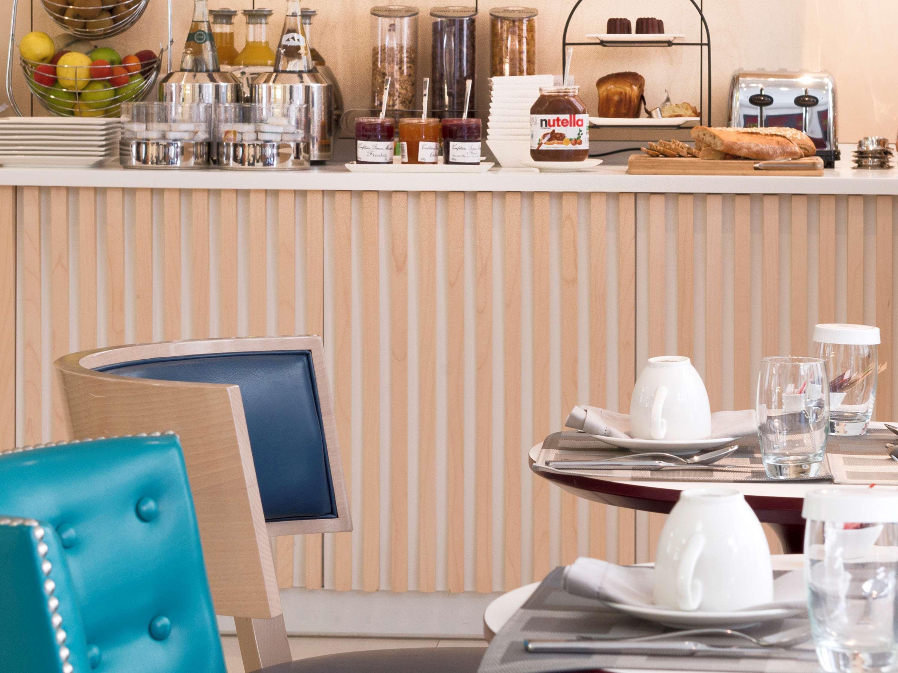Mercure Paris 4*